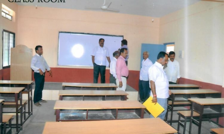 5 CLASS ROOM