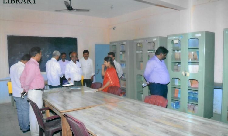 7 LIBRARY